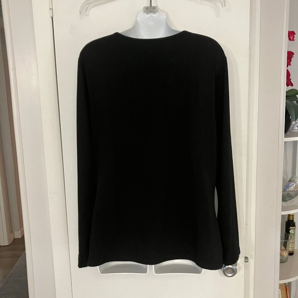 Shein Navy Top with Neckline Embellishments Size 3XL - Picture 4 of 11